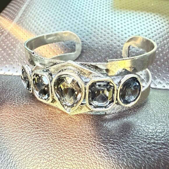 STATEMENT SILVER CUFF BRACELET LARGE FACETED SMOKY CRYSTALS –WOMEN’S BOLD DESIGN - Picture 4 of 17